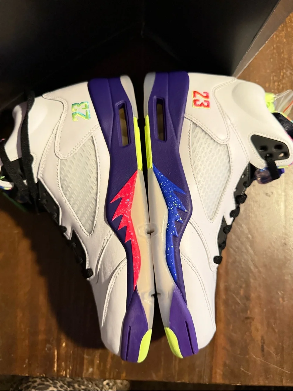 DeadStock Nike Air Jordan 5 Retro 'Alternate Bel-Air' Sneakers - 9M